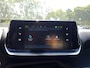 Peugeot e-208 EV 50kWh 136pk Allure Pack 3D cockpit | Apple Carplay & Android Auto | Achteruitrijcamera | Parkeersensoren | KEYLESS start | Cruise & Climate | LMV16