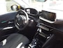 Peugeot e-208 EV 50kWh 136pk Allure Pack 3D cockpit | Apple Carplay & Android Auto | Achteruitrijcamera | Parkeersensoren | KEYLESS start | Cruise & Climate | LMV16