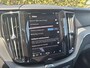 Volvo XC60 T6 Plug-in hybrid AWD Plus Dark | Panoramadak | 360 camera | Trekhaak | Stoel/Stuur Verwarming |