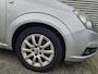 Opel Zafira 1.8 Cosmo 7Pers. 11-2005 Reflexzilver Metallic APK NIEUW!!