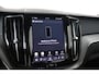 Volvo XC60 2.0 T6 Plug-in hybrid AWD Ultra Black Edition Trekhaak, ACC, Massage, Harman/Kardon, Dodehoek detectie, Rondomzicht Camera, Stoelventilatie/verwarming, Apple CarPlay/Android Auto