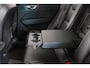 Volvo XC60 2.0 T6 Plug-in hybrid AWD Ultra Black Edition Trekhaak, ACC, Massage, Harman/Kardon, Dodehoek detectie, Rondomzicht Camera, Stoelventilatie/verwarming, Apple CarPlay/Android Auto