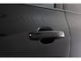 Volvo XC60 2.0 T6 Plug-in hybrid AWD Ultra Black Edition Trekhaak, ACC, Massage, Harman/Kardon, Dodehoek detectie, Rondomzicht Camera, Stoelventilatie/verwarming, Apple CarPlay/Android Auto