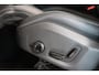 Volvo XC60 2.0 T6 Plug-in hybrid AWD Ultra Black Edition Trekhaak, ACC, Massage, Harman/Kardon, Dodehoek detectie, Rondomzicht Camera, Stoelventilatie/verwarming, Apple CarPlay/Android Auto