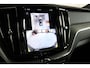 Volvo XC60 2.0 T6 Plug-in hybrid AWD Ultra Black Edition Trekhaak, ACC, Massage, Harman/Kardon, Dodehoek detectie, Rondomzicht Camera, Stoelventilatie/verwarming, Apple CarPlay/Android Auto