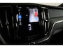 Volvo XC60 2.0 T6 Plug-in hybrid AWD Ultra Black Edition Trekhaak, ACC, Massage, Harman/Kardon, Dodehoek detectie, Rondomzicht Camera, Stoelventilatie/verwarming, Apple CarPlay/Android Auto