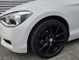 BMW 1-Serie 114i EDE 07-2014 Alpinweiss III 18inch M wielen!!