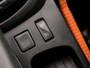 Renault Captur 1.2 TCe Dynamique Automaat (NAVIGATIE, CLIMATE, GETINT GLAS, CAMERA, SPORTSTOELEN, TREKHAAK, LM VELGEN, NIEUWSTAAT)
