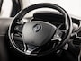Renault Captur 1.2 TCe Dynamique Automaat (NAVIGATIE, CLIMATE, GETINT GLAS, CAMERA, SPORTSTOELEN, TREKHAAK, LM VELGEN, NIEUWSTAAT)