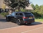 BMW 3-Serie Touring 318i Business Edition | Black Optic | Apple Carplay | Sfeerverlichting | Parkeersensoren | NL-Auto |