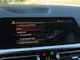 BMW 3-Serie Touring 318i Business Edition | Black Optic | Apple Carplay | Sfeerverlichting | Parkeersensoren | NL-Auto |