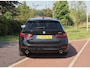 BMW 3-Serie Touring 318i Business Edition | Black Optic | Apple Carplay | Sfeerverlichting | Parkeersensoren | NL-Auto |