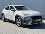 Hyundai Kona 1.6 GDI HEV Fashion / Trekhaak / HUD / Navigatie / Adaptieve Cruise Control / 1e eig / Dealeronderhouden /