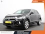 Volkswagen T-Roc 1.5 eTsi R-Line Edition Automaat Camera Navigatie Apple Carplay/Android Auto Climate control Lichtmetalen Velgen Extra Getint Glas Lichtmetalen Velgen Voorstoelen verwarmbaar