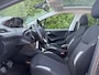 Peugeot 208 1.2 PureTech Style Pack Plus 1e Eigenaar,D-riem vv in 2025,Dealer Onderhouden,Pano,Navi,Trekhaak,Carplay,Clima,Cruise,Lm velgen,Pdc,N.A.P,Recent beurt gehad,Apk tot 03-2027