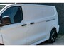 Ford E-Transit Custom 340 L2H1 Trend 71kWh / Trekhaak / 2X Schuifdeur / 2300KG Trekgewicht / Cruise Control / Carplay / Nieuwe Bus!