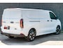 Ford E-Transit Custom 340 L2H1 Trend 71kWh / Trekhaak / 2X Schuifdeur / 2300KG Trekgewicht / Cruise Control / Carplay / Nieuwe Bus!