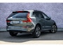 Volvo XC60 2.0 T6 Plug-in hybrid AWD Essential | Gratis Trekhaak | Adaptieve Cruise Control | Park assist | Getint Glas | Leder | Driver assist | Stoel- / stuurwielverwarming | All Season banden |