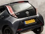 Toyota Aygo 1.0 VVT-i x-play Sport (CAMERA, AIRCO, CRUISE, SPORTSTOELEN, ELEK RAMEN, NIEUWE APK, NIEUWSTAAT)