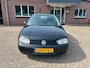 Volkswagen Golf 1.6-16V Trendline // APK 19-8-2027 !!