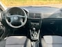 Volkswagen Golf 1.6-16V Trendline // APK 19-8-2027 !!