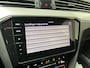 Volkswagen Passat Variant 1.4 TSI PHEV GTE / AUTOMAAT/ PANO/ TREKHAAK/ ACC/ PARK.SENSOR.V+A/ 360 CAMERA/ STUUR+STOELVERWARM./ MASAGE/ ELEK.ACHTERKLEP/ APP-CONNECT/ DIGITAL DASH/ NAVI/ DAB/ CLIMA/ 17'' LMV