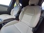 Renault Clio 1.6 E-Tech Hybrid 140 Initiale Paris | HEV | Leder | Blindspot | 360 Cam | stuur/stoel verwarming |