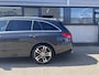 Mercedes-Benz C-klasse Estate 180 | Panoramadak | Luxury | Privacy Glas Achter | KEYLESS GO Pakket | Apple CarPlay | Android Auto | Elektrisch Verstelbare Voorstoelen + Memory | Dodehoekassistent