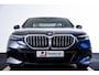BMW 5-Serie 530e M-sport - Trekhaak - Harman Kardon - Driving Assistant Plus - Parking Assistant - 19 inch - Stuurwielverwarming - Stoelverwarming