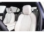 BMW 5-Serie 530e M-sport - Trekhaak - Harman Kardon - Driving Assistant Plus - Parking Assistant - 19 inch - Stuurwielverwarming - Stoelverwarming