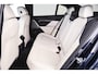 BMW 5-Serie 530e M-sport - Trekhaak - Harman Kardon - Driving Assistant Plus - Parking Assistant - 19 inch - Stuurwielverwarming - Stoelverwarming