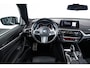 BMW 5-Serie Touring 530i High Executive M-sport - Panoramadak - Comfortstoelen - 20 inch - Active Steering - Comfort Access - Parking Assistant Plus - Driving Assistant Plus - Head-Up - Harman Kardon