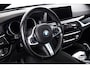 BMW 5-Serie Touring 530i High Executive M-sport - Panoramadak - Comfortstoelen - 20 inch - Active Steering - Comfort Access - Parking Assistant Plus - Driving Assistant Plus - Head-Up - Harman Kardon