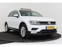 Volkswagen Tiguan 1.4 TSI Connected Series | Org. NL | Elek. Trekhaak | Pano | CarPlay | Stoelmassage | Virtual Cockpit | Climate