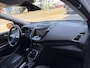Ford Kuga 1.5i Titanium 6-Bak 120 PK. Prachtige en goed onderhouden auto van de eerste eigenaar !!! Alle keuringen toegestaan !! Absoluut een TOPPER !
