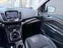 Ford Kuga 1.5i Titanium 6-Bak 120 PK. Prachtige en goed onderhouden auto van de eerste eigenaar !!! Alle keuringen toegestaan !! Absoluut een TOPPER !