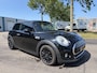 MINI Cooper 3-Deurs 1.5i First Born Edition 6-Bak 136 PK. Mooie en goed onderhouden auto van de tweede eigenaar !!! Alle keuringen toegestaan !!
