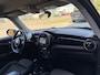 MINI Cooper 3-Deurs 1.5i First Born Edition 6-Bak 136 PK. Mooie en goed onderhouden auto van de tweede eigenaar !!! Alle keuringen toegestaan !!