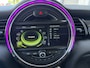 MINI Cooper 3-Deurs 1.5i First Born Edition 6-Bak 136 PK. Mooie en goed onderhouden auto van de tweede eigenaar !!! Alle keuringen toegestaan !!