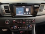 Kia Niro Hybrid 1.6 GDI Hybrid DynamicLine 141pk CarPlay Led Clima Navi Trekhaak Incl 12Mnd Garantie