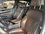 BMW 5-Serie M550i xDrive High Executive HEAD-UP DISPLAY | NIEUWE MOTOR T.W.V €26000 | HARMAN/KARDON | DODEHOEK DETECTIE | CAMERA | LEDER | ELEKT STOELEN | KEYLESS ENTRY/GO | NAVIGATIE | LASER KOPLAMPEN | STUUR/STOEL VERWARMING