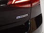 Volkswagen Golf 1.5 TSI Highline [SCHUIFKANTELDAK, APPLE CARPLAY, ANDROID, CAMERA, PDC V+A, ADAPTIVE CRUISE, TREKHAAK, DIGITAL DASH, LED, BLUETOOTH, NAVIGATIE, NIEUWSTAAT]