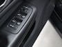 Volvo V60 2.0 B4 Core [APPLE CARPLAY, ANDROID, ADAPTIVE CRUISE, ELEKTRISCHE STOELEN, TREKHAAK, DRAADLOOS OPLADEN, ELEKTRISCHE ACHTERKLEP, LED, BLUETOOTH, NAVIAGTIE, NIEUWSTAAT]