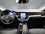 Volvo V60 2.0 B4 Core [APPLE CARPLAY, ANDROID, ADAPTIVE CRUISE, ELEKTRISCHE STOELEN, TREKHAAK, DRAADLOOS OPLADEN, ELEKTRISCHE ACHTERKLEP, LED, BLUETOOTH, NAVIAGTIE, NIEUWSTAAT]
