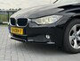 BMW 3-Serie 320i Upgrade Edition Leer | Clima | Cruise | Nwe oh beurt