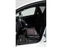 Honda Jazz 1.3 i-VTEC 102pk Elegance I Navi I Climate Control I Camera I PDC V + A I Trekhaak I Verwarm. Voorstoelen I LED Dagrij I
