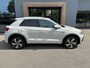 Volkswagen T-Roc 1.5 TSI 150pk DSG R-Line | Camera | Keyless | Elek. Achterklep | Dode hoek | Rijklaar incl. 1 jaar Bovag garantie