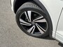 Volkswagen T-Roc 1.5 TSI 150pk DSG R-Line | Camera | Keyless | Elek. Achterklep | Dode hoek | Rijklaar incl. 1 jaar Bovag garantie