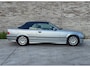 BMW 3-Serie Cabrio 320i Executive * HANDGESCHAKELD * CLIMATE CONTROLE * LEER * SPORTSTOELEN *