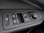 Volkswagen Golf Variant 1.5 eTSI Life Business Automaat Trekhaak Airco ECC Navi Carplay Adaptive Cruise Control Full LED Stoel/stuurwielverwarming PDC VA Camera DAB Virtual Cockpit Privacy Glass